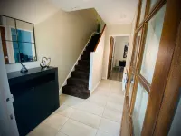 Modern-PetFriendly-PrivateGarden-Family-20Mintoldn Hotel a Stevenage