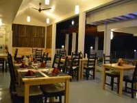 Tme Retreats Dhigurah Hotels in Dhidhoofinolhu