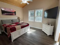 Cheerful 6 bedroom condo in Shaver Lake
