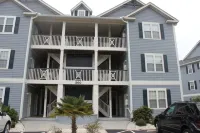 The Marina Sanctuary, Spectacular views, walking to Waterfront dining Hotels in Saint James