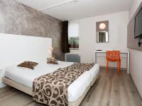 The Originals City, Hôtel Mulhouse Est, Ile Napoleon Hotels in Rixheim