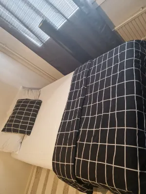 Relax in Lahti's Cozy Apartment Hôtels à : 