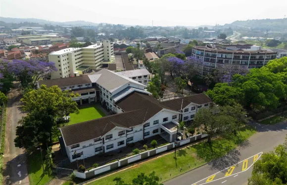 派恩敦精品燦爛旅館