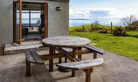 Kinbane Self Catering Cottages - 'Makem's Cottage'