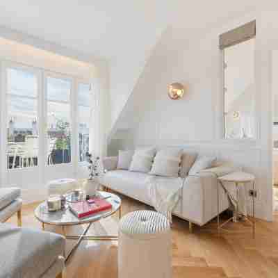Elegant Apartment - 2br/4p - Vivienne Rooms