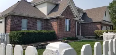 Peaceful Oasis Hotels near PowerPlay Entertainment Center