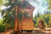 Treehouse Place at Deer RidgeThe Ole' Mill"