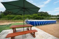 Daebudo (Yeongheungdo) Sandsia Pension
