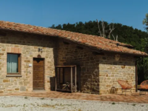 テヌタ ボルゴ サンタ チェチーリア グッビオのホテル