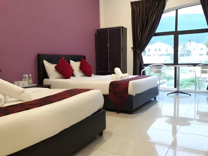 Max Ferringhi Hotel