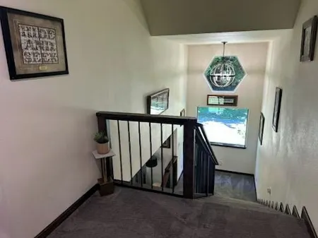 Beautiful New Home Short Drive to Bandon Beach and the Coquille River!