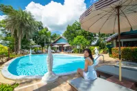 Rocky Point Resort - Beach