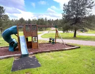 Cozy Cabin with AC, Heating, Hot Tub, at Painted Buffalo Resorts