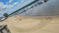 Walking distance to beach area of Conneaut lake- 4 beds-Dog Friendly- NO Smoking