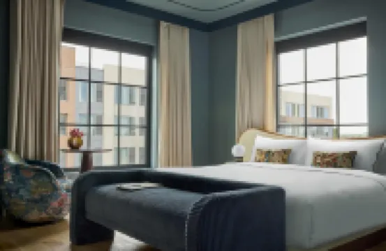 Hotel Genevieve - 4-Star