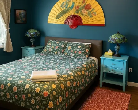 Hilltop Retreat | Private Hot Tub • Pet-Friendly • Secluded 2Br Escape Hotels in Langford