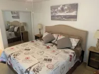 Cozy Vacay-Condo close to the theme parks!