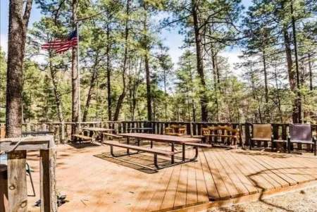 Ponderosa Cabins 104 N Laurel cabin 14