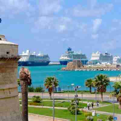 Alloggio Turistico Sea Port - Next to the Cruise Ship Free Shuttle Terminal Others