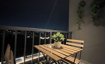 M&C Departamento Republica 815