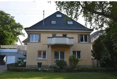 Villa Lou vacation apartment with beautiful terrace at the foot of the Swabian Alb 住宿飯店