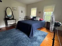 Captain's House 2Br Apt. the Authenticity, Great Value, Walk to Everything. Hotels in Bath