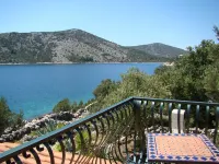 Isolated Paradise by the sea Hotels in Vinišće