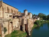 #Beautiful T2 near the station. Hotels in Gaillac