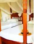 Beautiful beach front 3-bedroom villa on private Mambrui beach, Malindi. Hotels in Mambrui