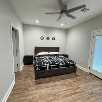3-bedroom condo in DeRidder, Fully Furnished-WiFi-AC. Enjoy your stay. 1928