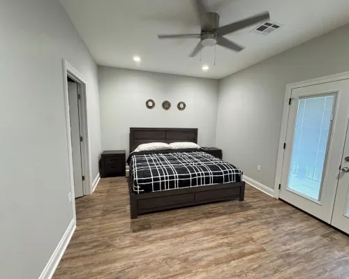 3-bedroom condo in DeRidder, Fully Furnished-WiFi-AC. Enjoy your stay. 1928 Hotels in DeRidder