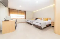 Hostal-SPA Mare Nostrum Hotels in Retortillo