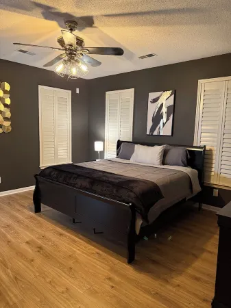 Charming 3-bedroom house with AC in Marion Отели в г. Марион