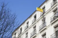 Hostal Rober Hotel in zona Teatro Reale