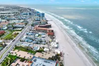 The Shores, updated Beach Front Condo, balcony with direct Gulf view, pool.