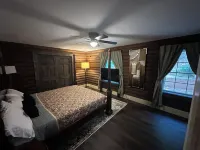 Charming 3-bedroom cabin with AC, WiFi in delightful Ashland City