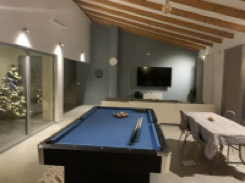 Detached villa on the mountain next to river Cetina, quiet