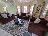 Tropical Blessings-Ocho Rios/Rental Car Available