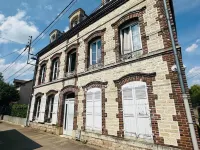 Quiet Studio 11 with Wifi and Parking Troyes