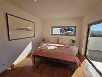 4 suites, pool, direct beach access, Casa Rio/Dora by Sesimbra Sun Sea