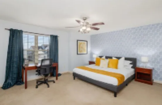 Spacious 4-bedroom house in awesome Pickerington with fitness room, WiFi Hotels in Violet Township