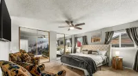 Stylish retreat w/ hot tub in the Front Range town of Westminster, Colorado