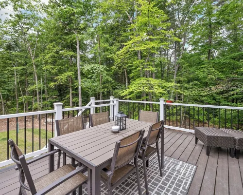 In the Trees - NH w/ Lake Access Hotels in Wakefield