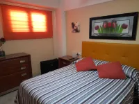Beachfront apartment 40 k. from Valencia, services all year round, Hotels in Cullera