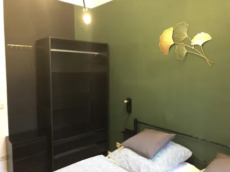 Modern vacation apartment near the university