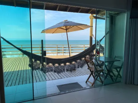 Hibisco Guest House Отели рядом с достопримечательностью «CentroSul - Centro de Convencoes de Florianopolis»