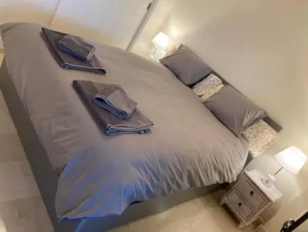 Magnifique vue mer et Golf de Dona Julia Sans rue Devant Vous , Très Calme