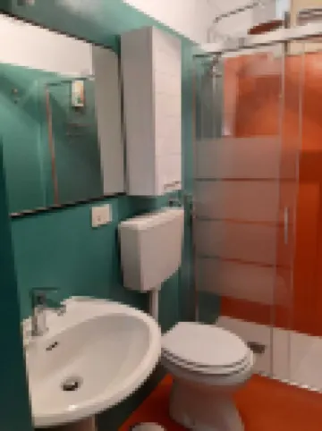 ISOLATED VILLA A FEW STEPS FROM THE COUNTRY, RELAX AND OPPORTUNITIES.