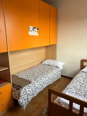 DESIO APARTMENT Hotels in Desio