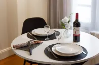 Charmant Duplex 30 min Paris Hotels in Corbeil-Essonnes